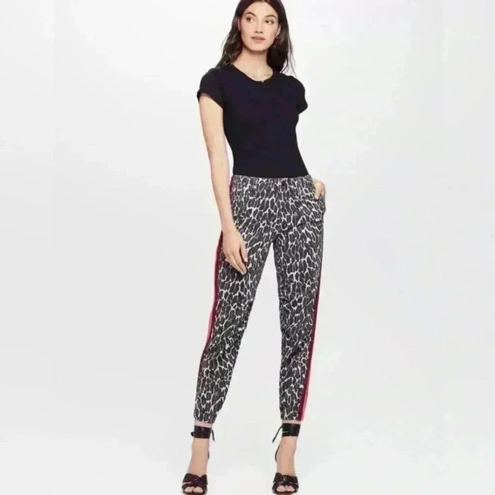 Women's MOTHER The No Zip Misfit Jungle Eyes Leopard Print Jogger Pants size 28